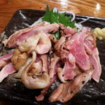 居食屋 わいるどふぁーむ  - ◆薩摩地鶏のタタキ＠８８０円