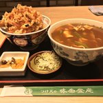 味奈登庵 - カレー南蛮そば＋かき揚げ天丼！  
      ゴゥジャス
      まさにゴゥジャス