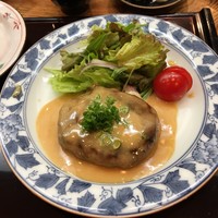 広島旨い物処 稲茶 - 名物いわしハンバーグ