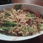 ローザ・キッチン - トルコ風ケバブ焼きそば800円