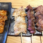 大衆酒場かね子 - 串焼きです