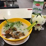 Tiong Bahru Market - 朝食はやっぱりお粥