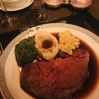 ロウリーズ・ザ・プライムリブ 恵比寿ガーデンプレイス店 - 