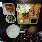 Izakaya Yukichan - 鶏から揚げ定食（ごはん特盛り）