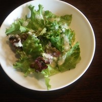 ステーキハウス 優味 - サラダ（２０１８年５月訪問時）