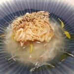 ete - 甘鯛の鱗焼き ホワイトアスパラガスの出汁 毛蟹