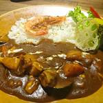 【カレー専門店】円山教授。 - 煮込み浜カレー（ご飯200ｇ・辛さ2番）