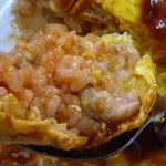 洋食の朝日 - オムライスの中身～タマゴは薄焼きです。