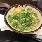 駅一食堂 とくやま - 月見うどん