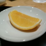 天冨良 いわ井 - メイヤーレモン　オレンジとレモンの交配種