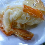 Soo Kee Mee - 肉厚でブリッと弾力のある海老は、やや固めで豪快な食べ応え