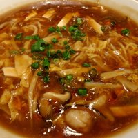 倶楽湾 - 酸辣湯麺
