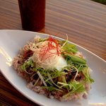 ナチュラルスタンス - 豚ゴマ生姜焼き丼