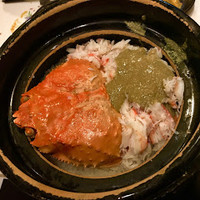 うぶか - 土鍋。お土産でこれをおにぎりにしてもらえます。翌朝も幸せな気分に。