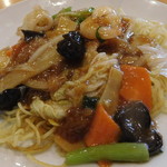 鳳琴樓 - 什錦炒麺（五目焼きそば）
