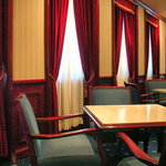 成城アルプス - パリのサロンを彷彿させる