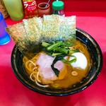 家系総本山 ラーメン 吉村家 - 最高の濃厚豚骨鶏臭み無しスープ、酒井製麺最高ですｱﾞｱﾞｱﾞｱﾞｱﾞ(っ`-´c)ﾝﾏｯ!✨✨✨