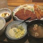 やよい軒 - チキン南蛮とエビフライの定食 960円
            180505 23:21