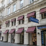Sacher Confiserie - こちらがお土産屋さん