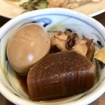 野菜料理 旬采亭 - ビュッフェ盛り付け例（おでん）