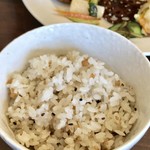 野菜料理 旬采亭 - 七穀米