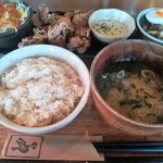 飯処 ふぉす。 - Mixの唐揚げ定食