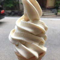 ゆば料理 東山ゆう豆 - 豆乳ソフトクリーム¥378