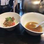 ロックンビリーS1 - ぶた丼とスープのセット