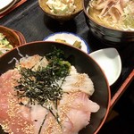 きらく - 海鮮丼セット