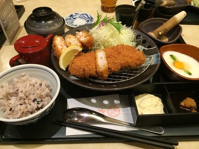 かつかつ 在庫処分)がまかつ ゴアテックスレインスーツ GM3446 ホワイト