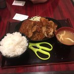 ぶたまる食堂 元吉田店 - 