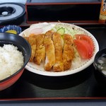 千久満食堂 - カツ定食