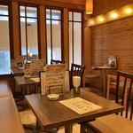 岡山珈琲館 クラブラティエ - 店内三階喫煙可