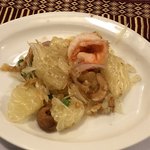 THE LOCAL - ポメロサラダ