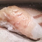 鮨　恵三 - ヒラメ　昆布〆