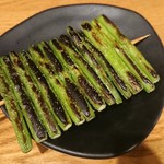 炭火串焼 初代バッジョ - にんにくの芽