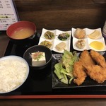 Izakaya Haru - チキンカツ定食 850円
