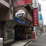 カスヤ - H.30.4.11.昼 外観：北側からアプローチ