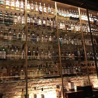 TOKYO Whisky Library - 