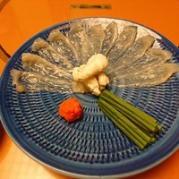 いけす無門 新宿 - ふぐ刺し