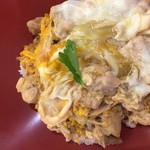 鶏丼や 博多華味鳥 - 親子丼