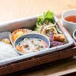 Yokamon Kafe - よかもん弁当