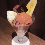 ピエール マルコリーニ - マルコリーニ チョコレートパフェ(\1,680-)