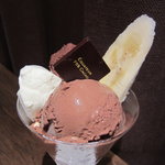 ピエール マルコリーニ - マルコリーニ チョコレートパフェ(\1,680-)