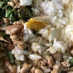 IM CHAN - ガパオライスを混ぜました。