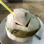 IM CHAN - ココナッツジュース 70バーツ≒230円