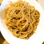 Sagamihara 欅 - 混ぜ混ぜしてみる。そのままでも残ったスープに浸けてから食べても。