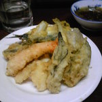 銚子屋 - 天ぷら　空腹のあまりピーマン食べてしまいました￥600