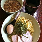 春紀 - つけめん（味玉付￥750）77点2011/7/16訪問