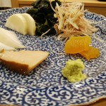 蒸しあわびと数の子